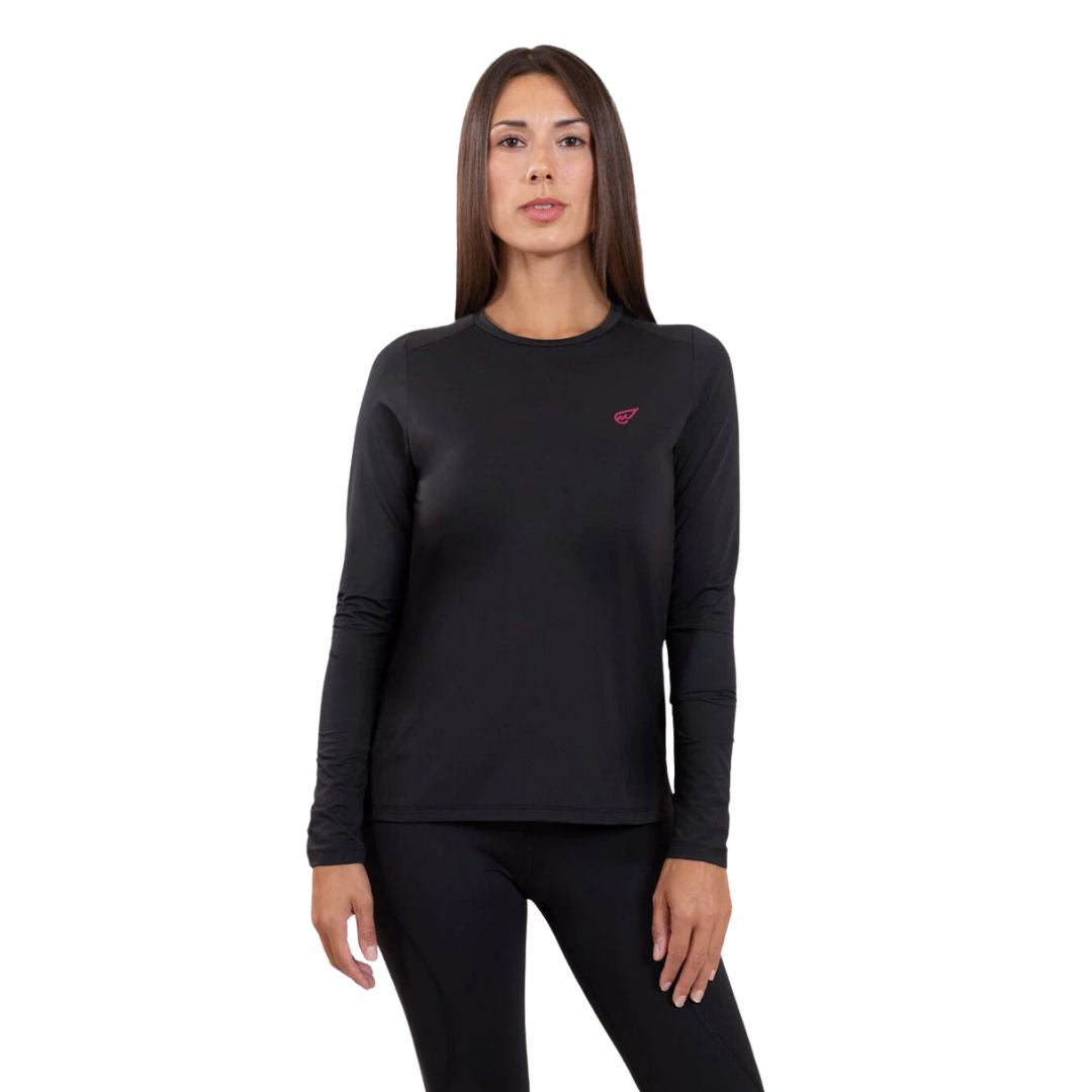 تيشيرت إسينشالز بأكمام طويلة