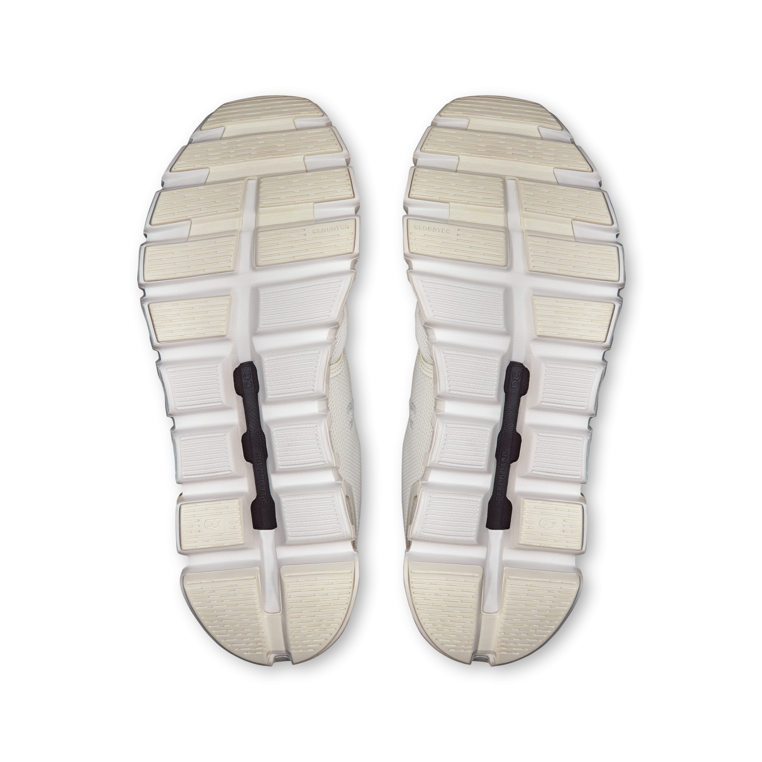 حذاء للاستخدام اليومي كلاود 6