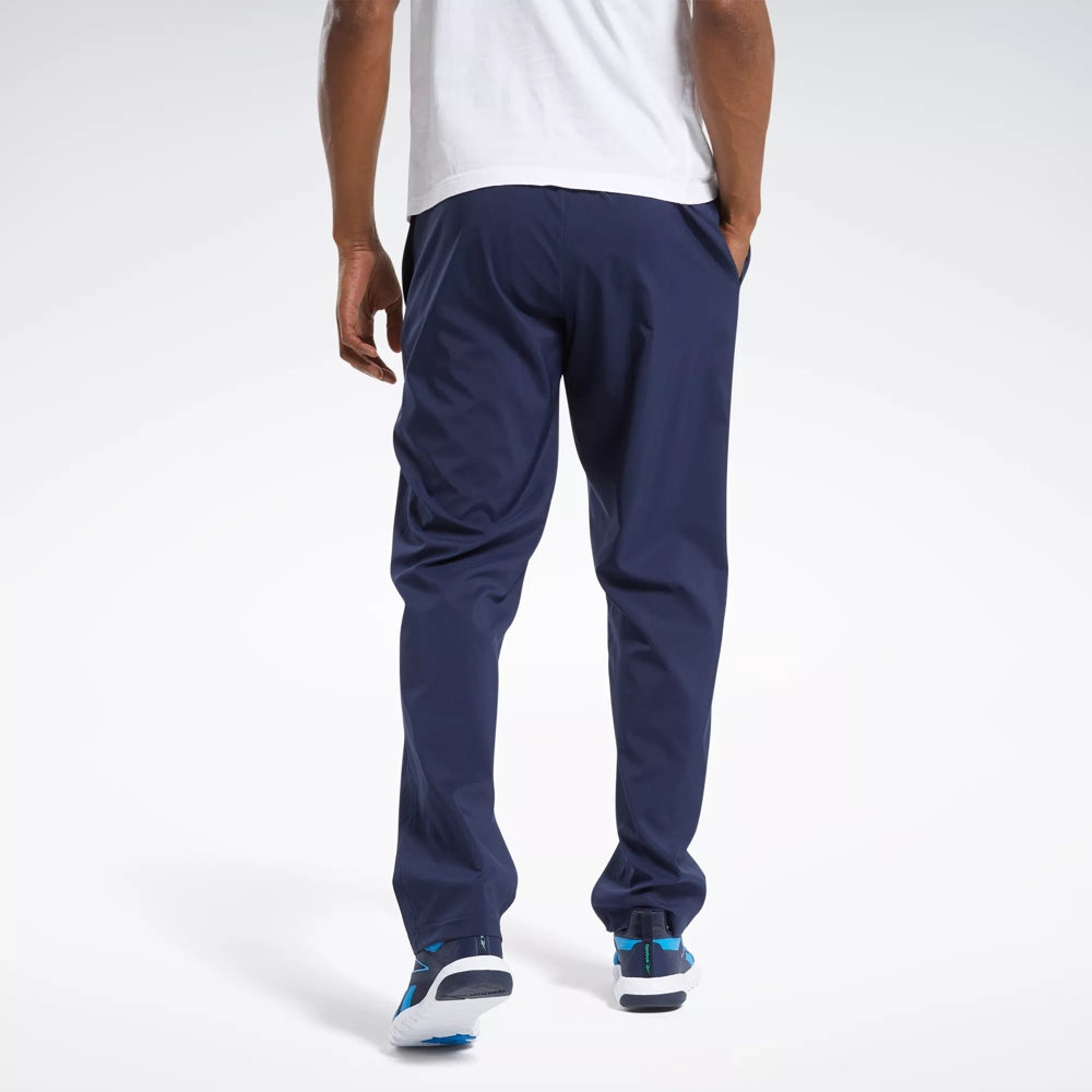 Training Essentials Woven Unlined Pants