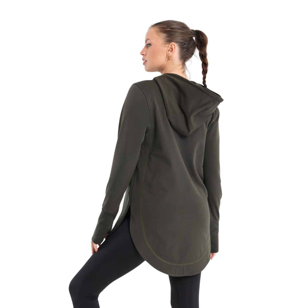 Outrun the cold curve hem training top in olive