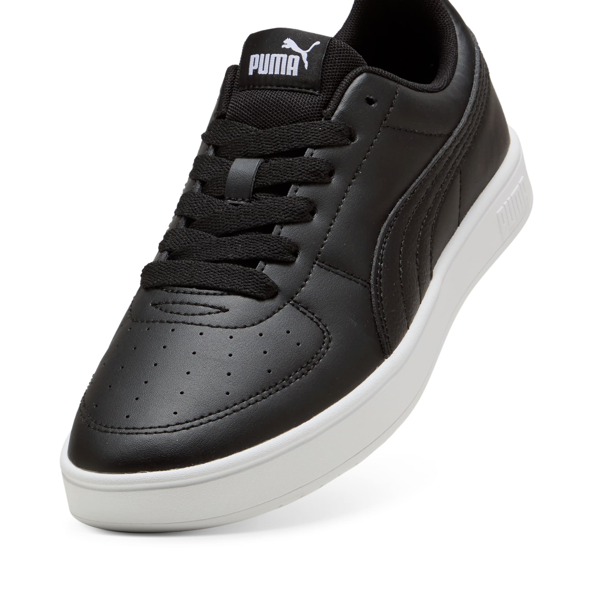 حذاء جري ريكي