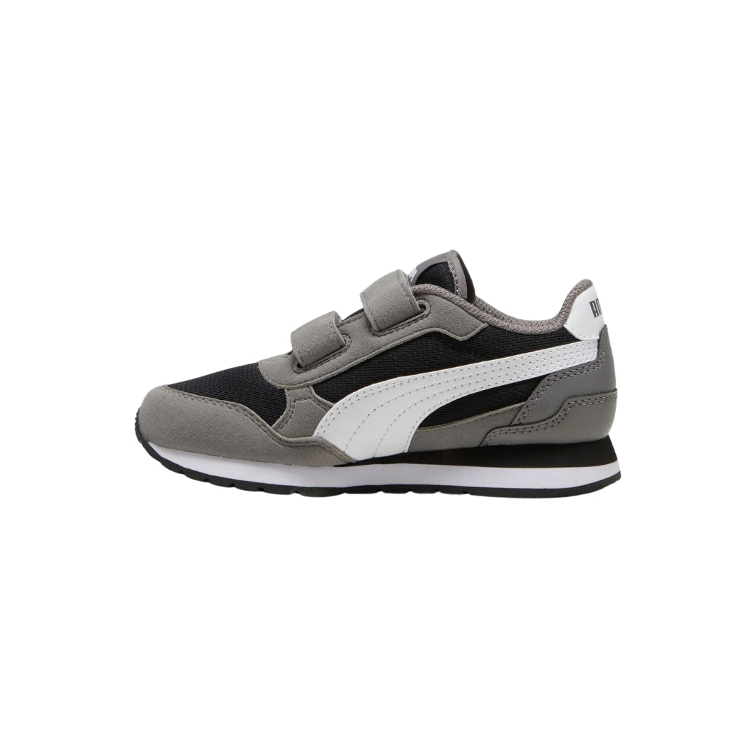 St Runner V4 Mesh Lifestyle Shoes