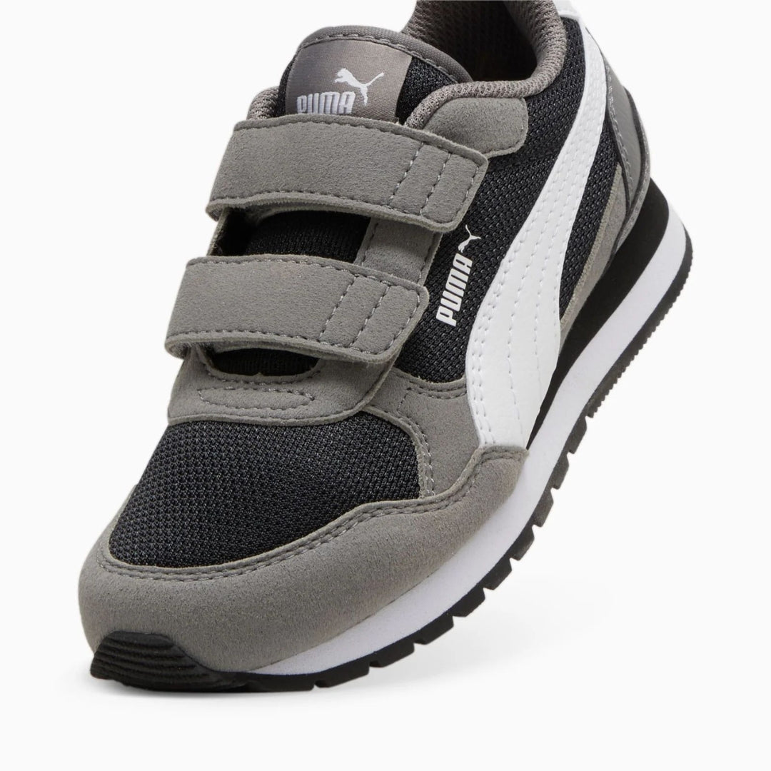St Runner V4 Mesh Lifestyle Shoes