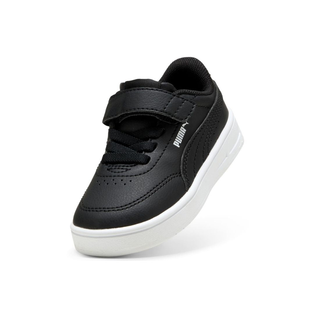 Court Classic Clean Sneakers