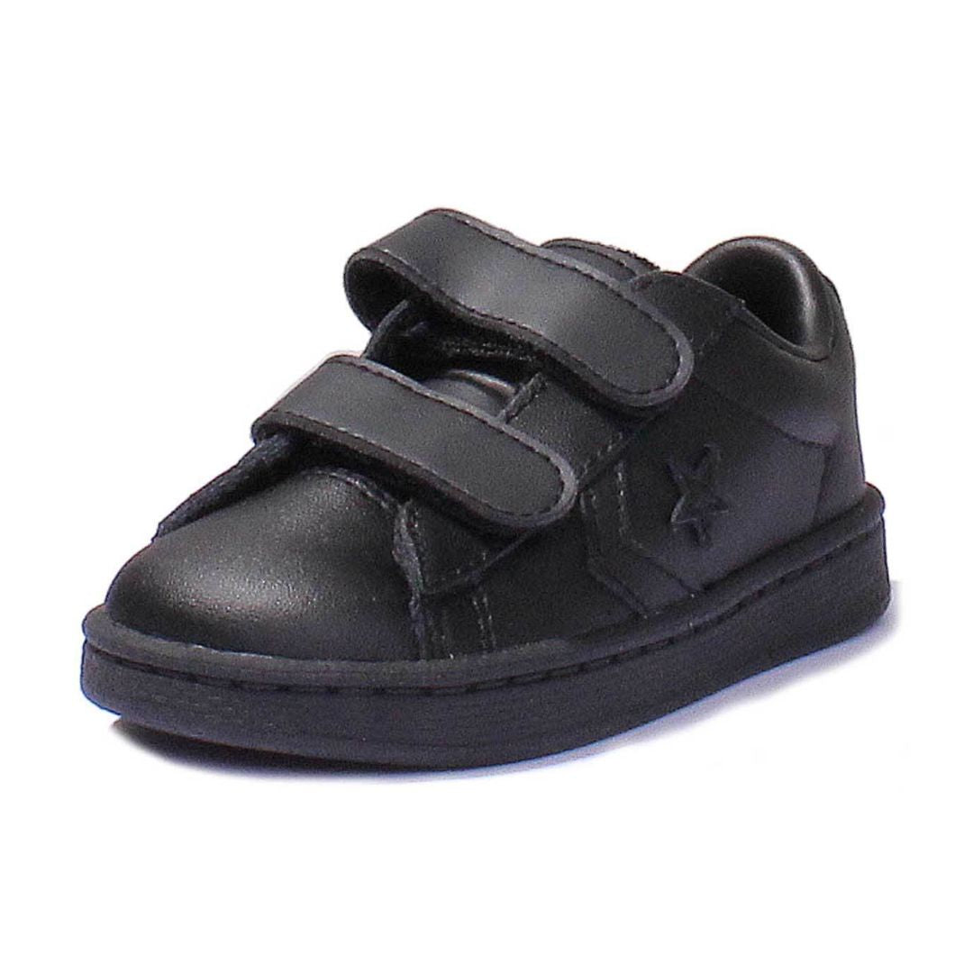 Pl 76 2V Core Basic Lifestyle Shoes