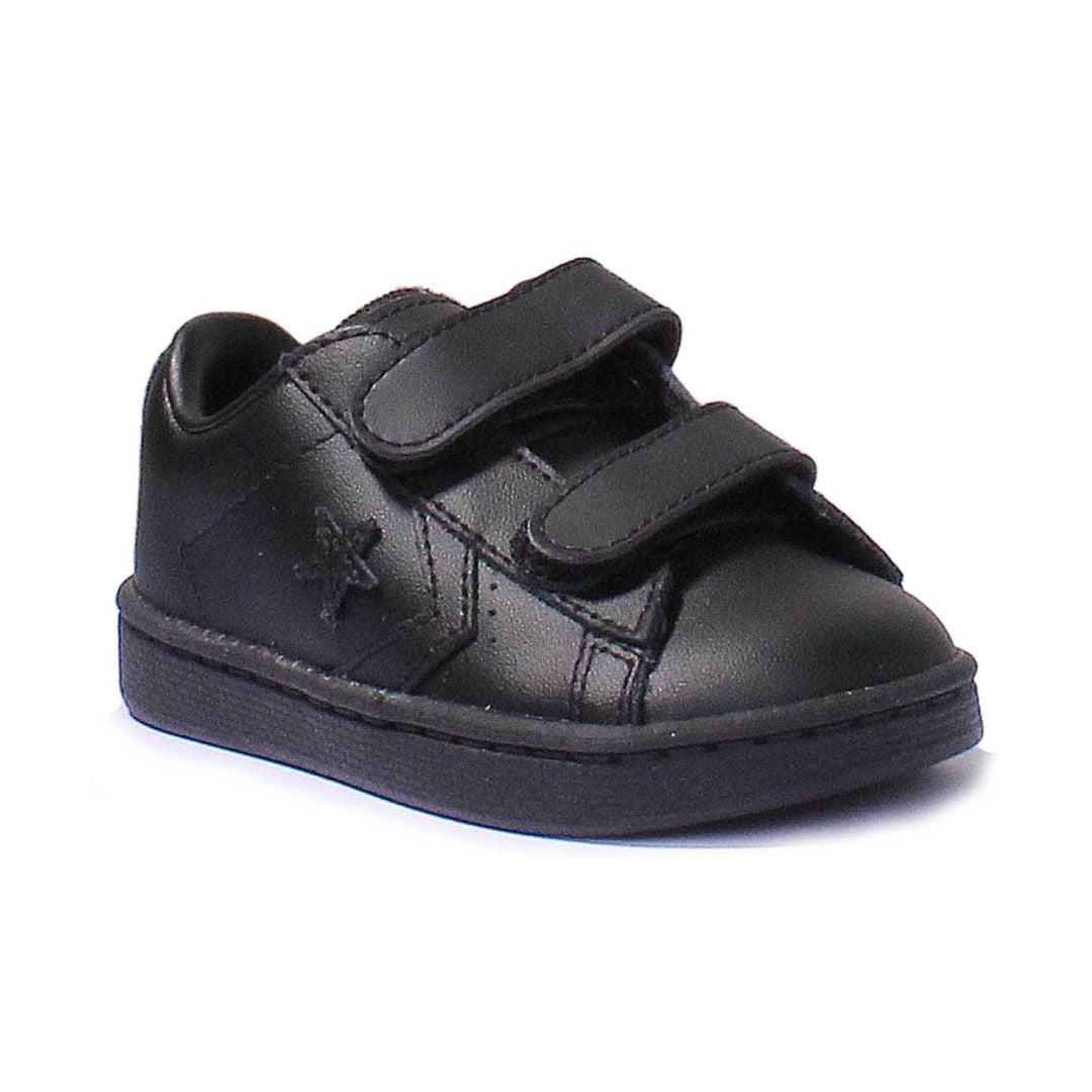 Pl 76 2V Core Basic Lifestyle Shoes