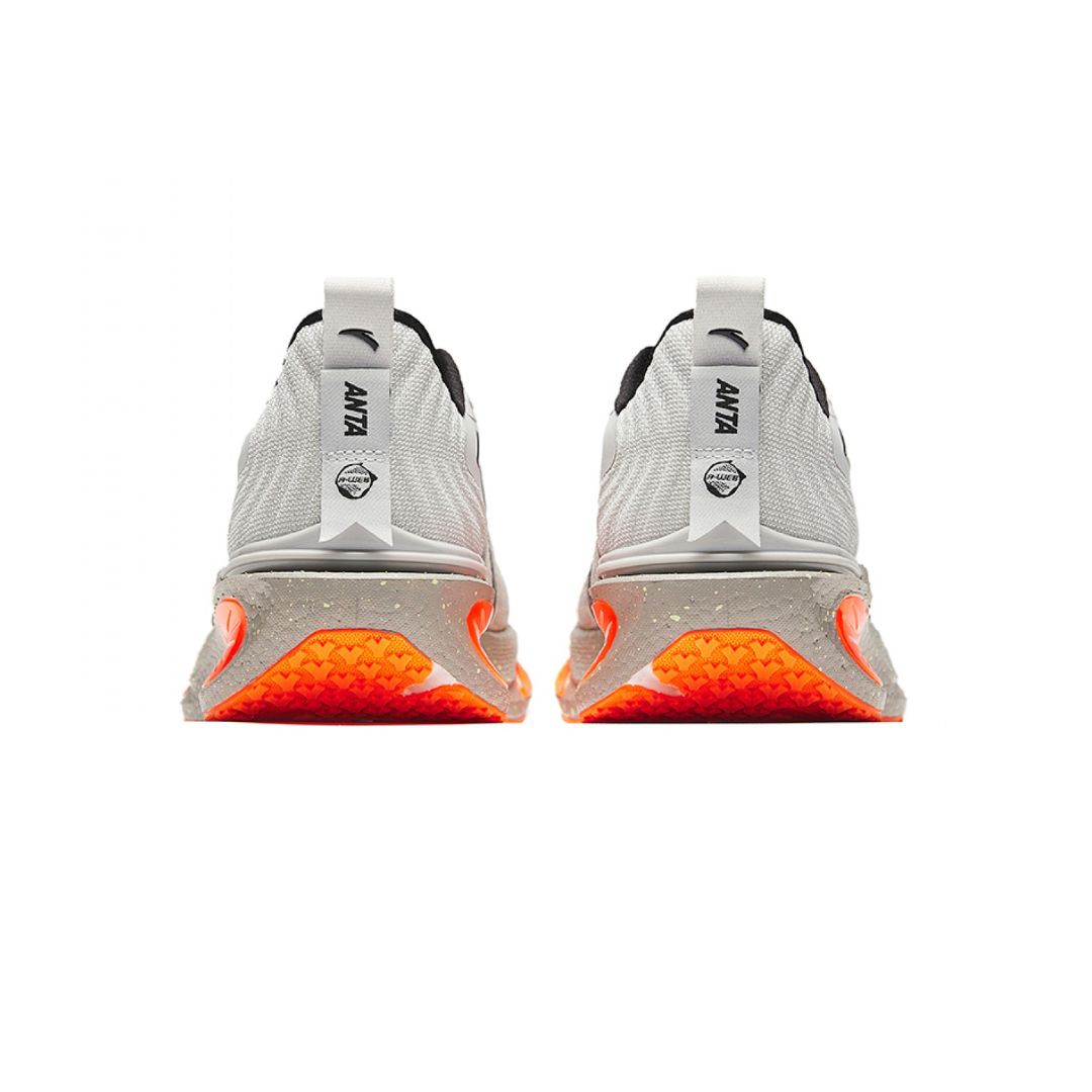 Wormhole Running Shoes