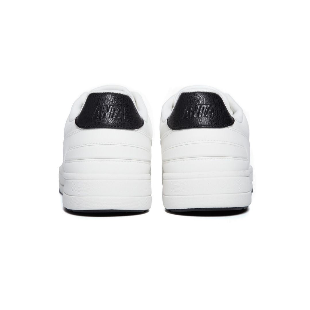 Breeze Sneakers