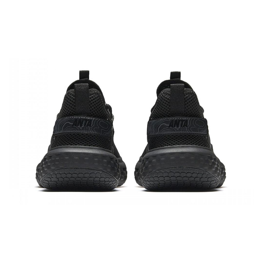 Saunter Sneakers