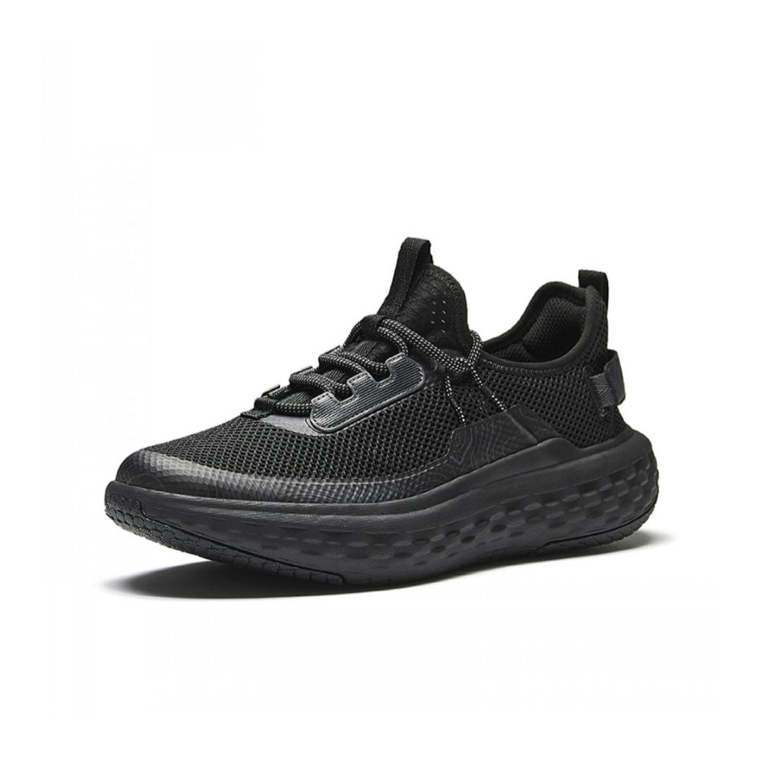 Saunter Sneakers