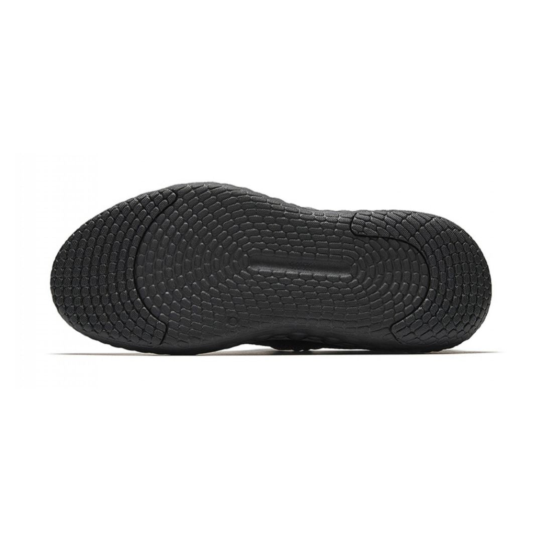Saunter Sneakers