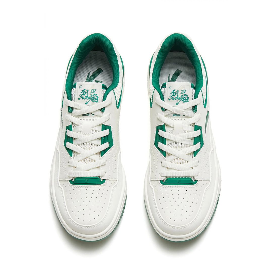 Roaring Flame 4 Sneakers