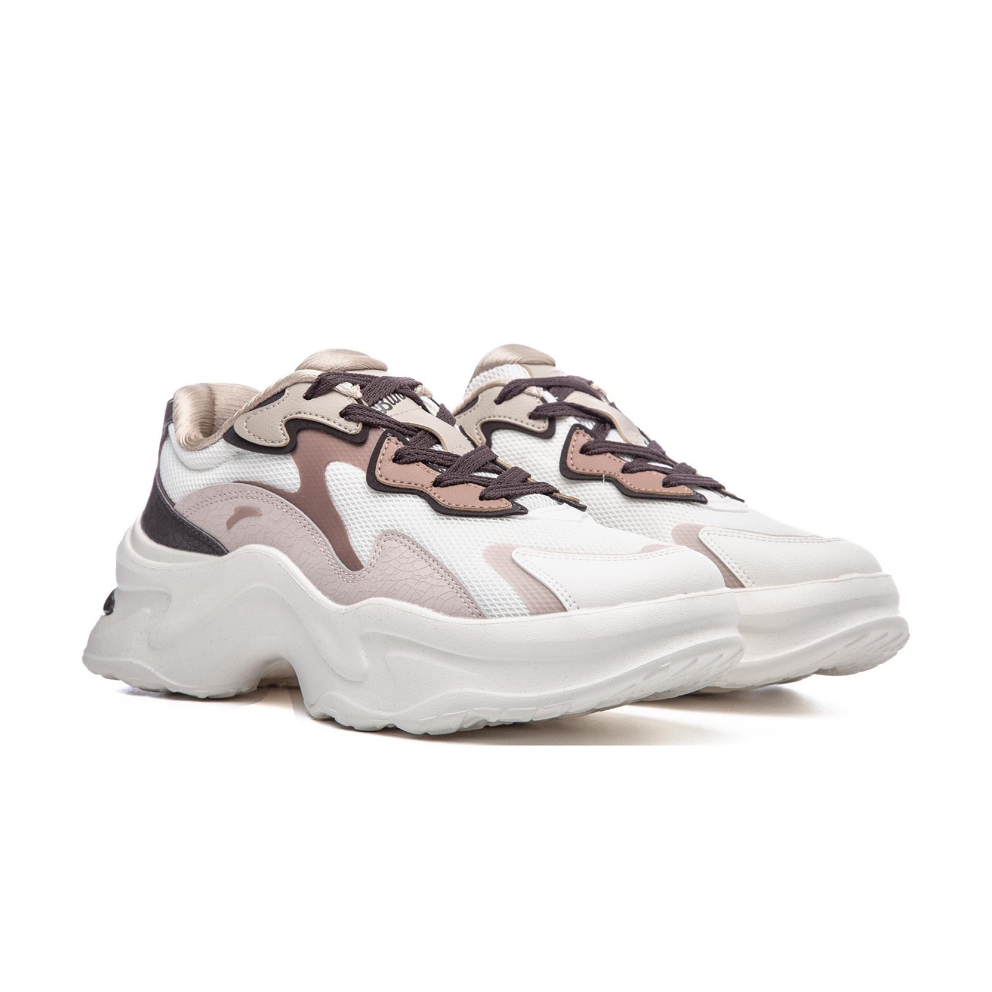 سنيكرز للاستخدام اليومي باني  