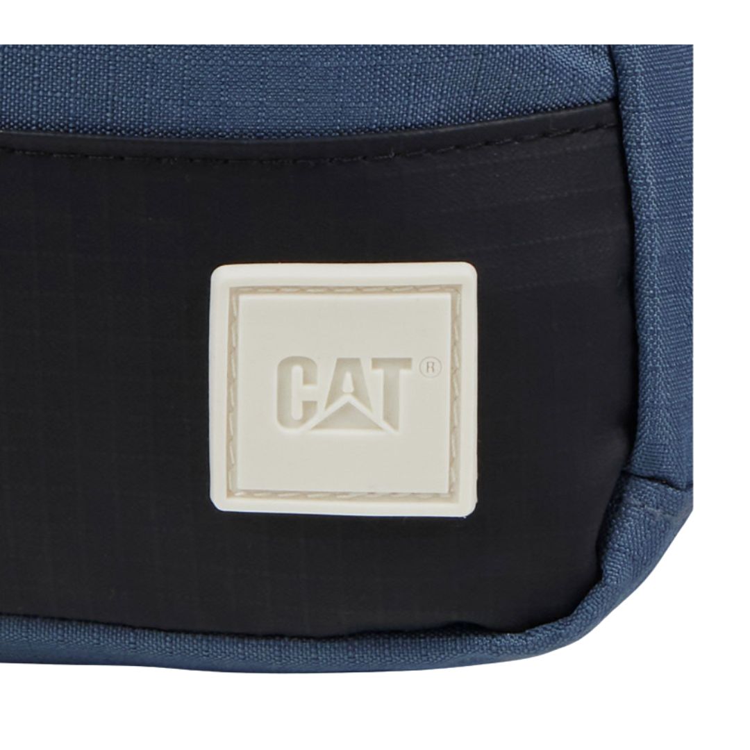 Fincha Shoulder Bag