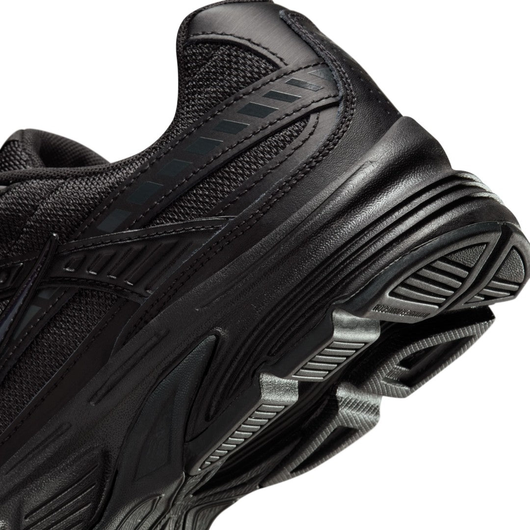 Initiator Shoes