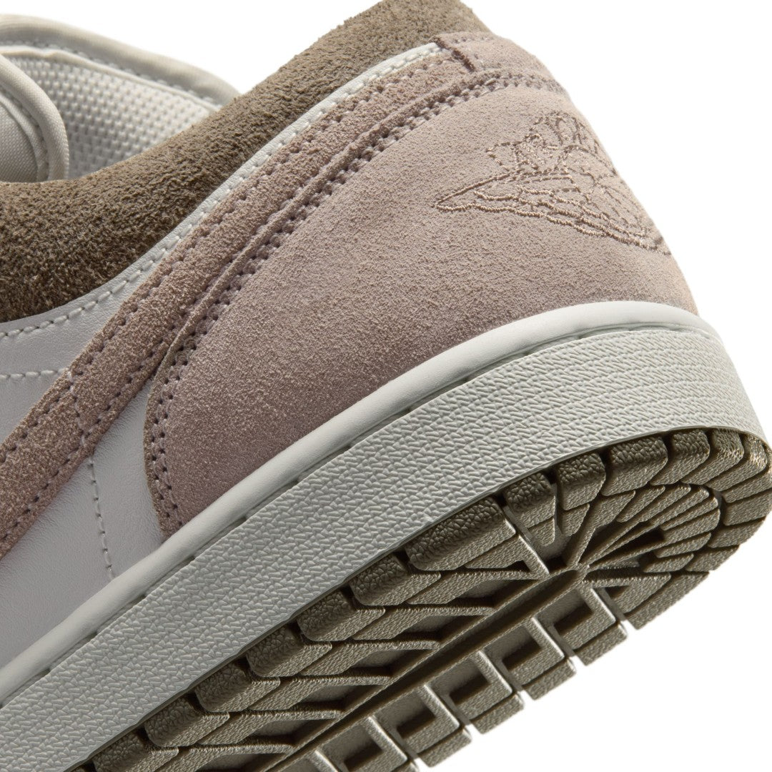 Air Jordan 1 Low Shoes