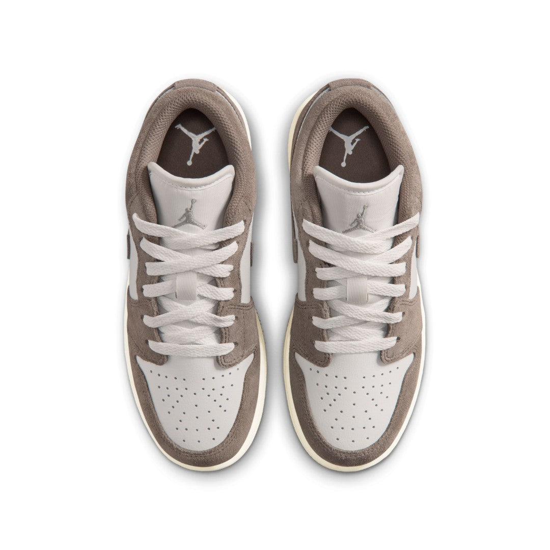 Air Jordan 1 Low  Shoes