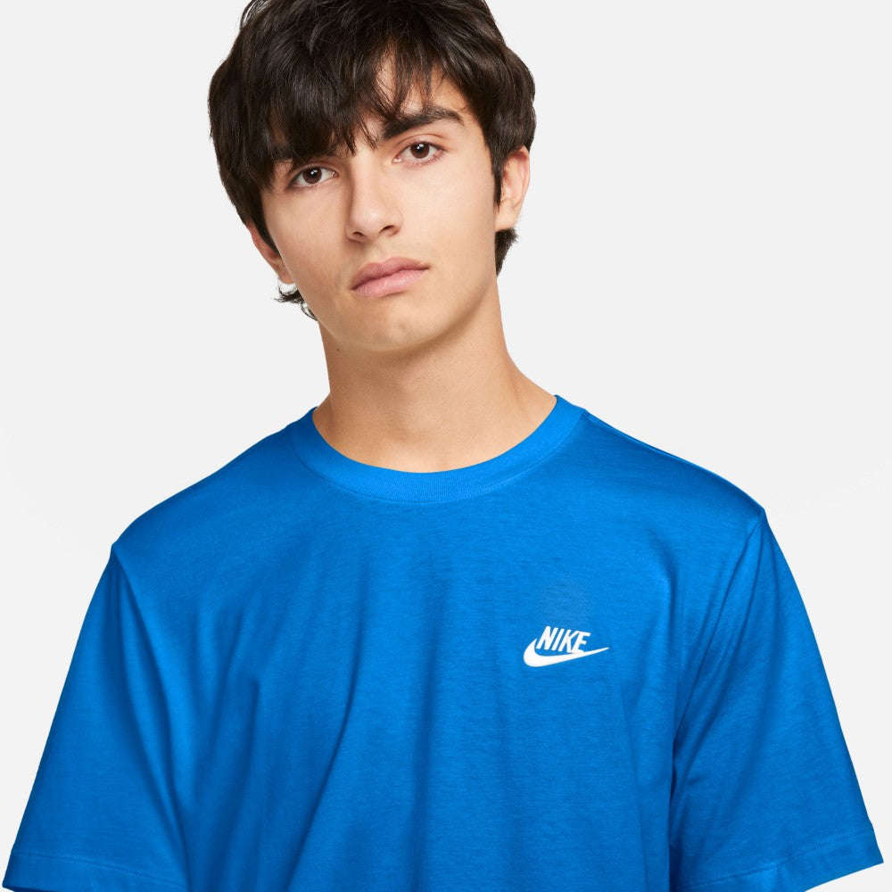 تي شيرت نادي سبورتسوير