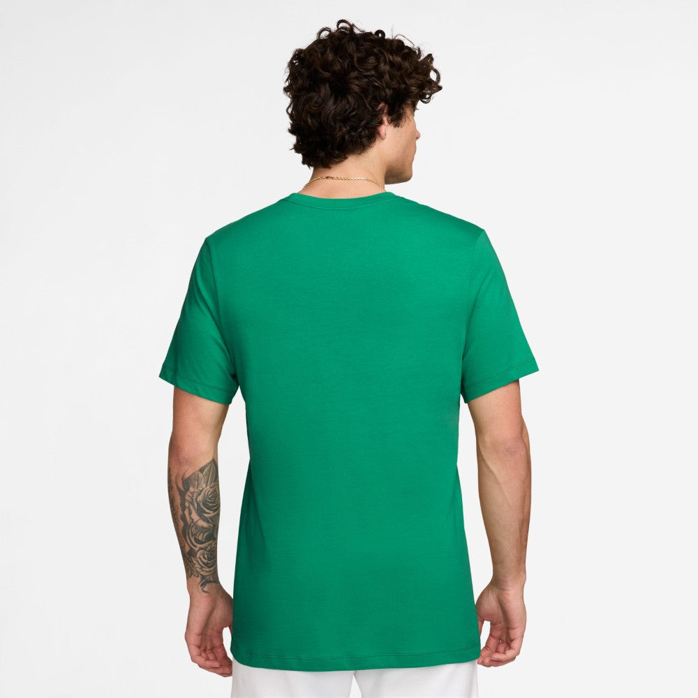 ملابس رياضية تي شيرت