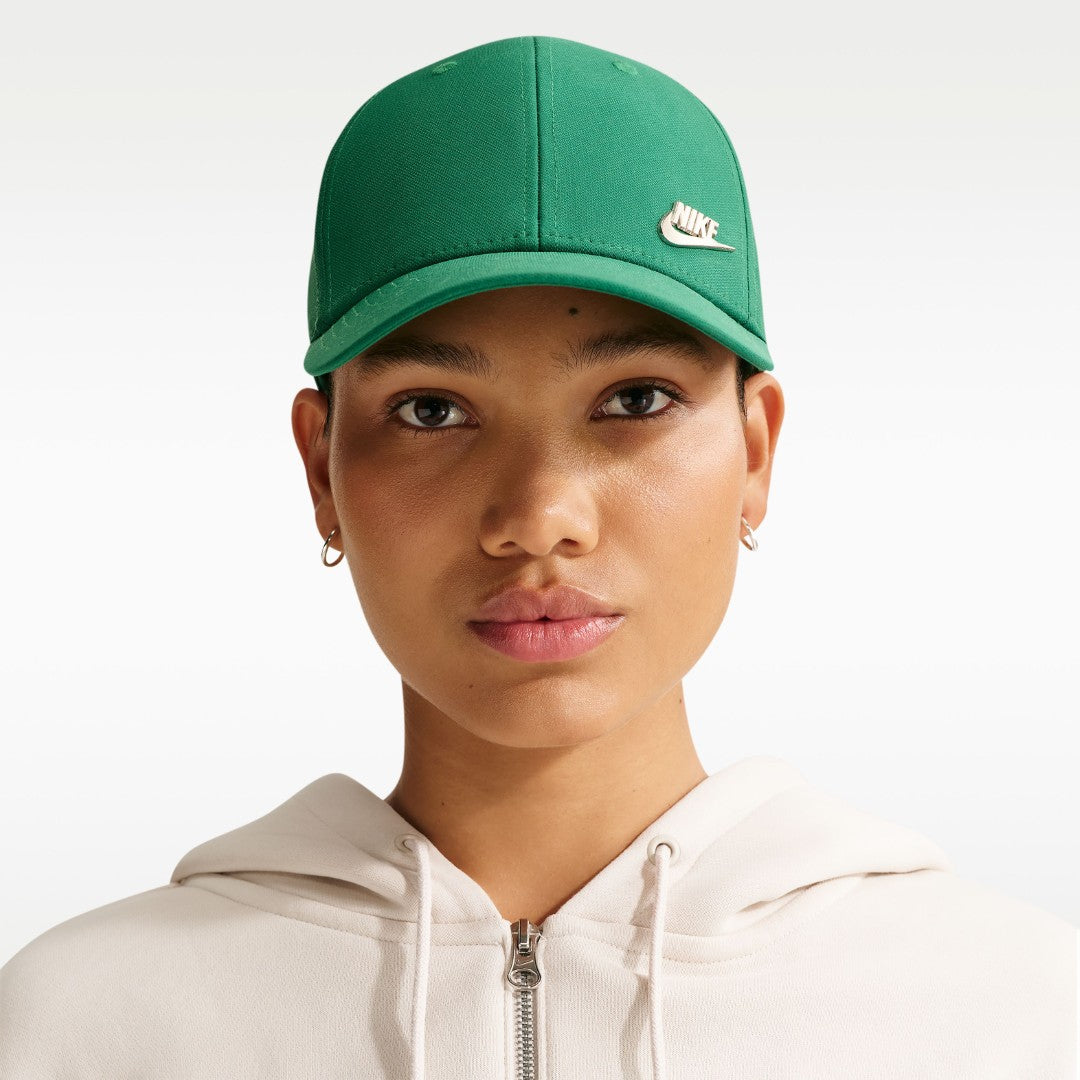 Dri-FIT Club Structured Metal Logo Cap
