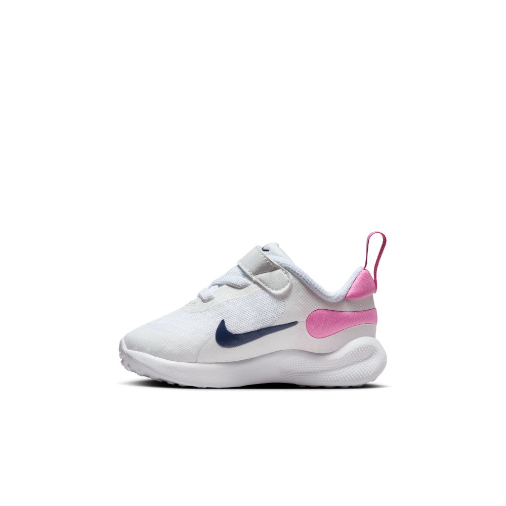 Revolution 7 Running Shoes