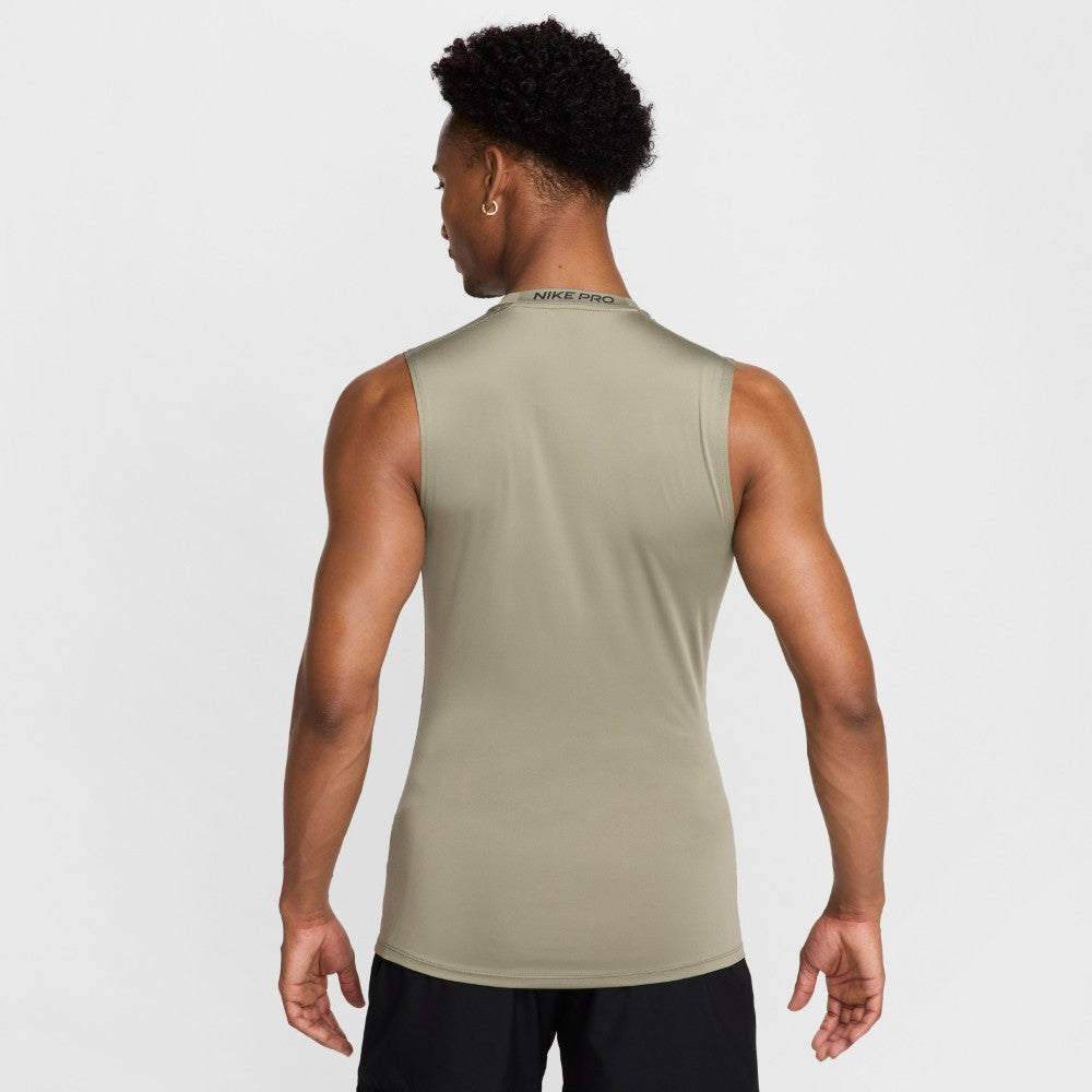 Pro Dri-FIT Tight Sleeveless Fitness Top