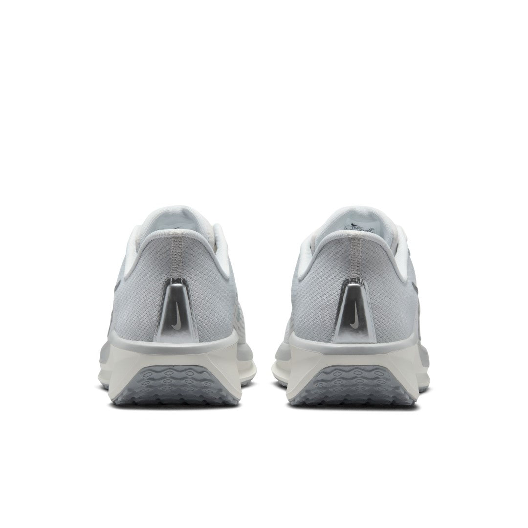 Quest 6 Road Running Shoes
