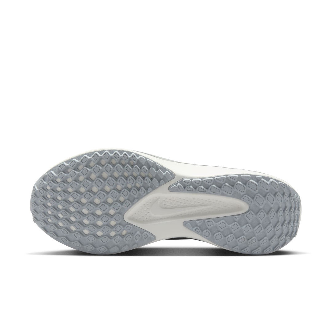 Quest 6 Road Running Shoes