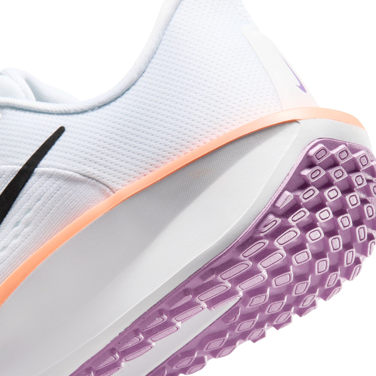 Quest 6 Road Running Shoes