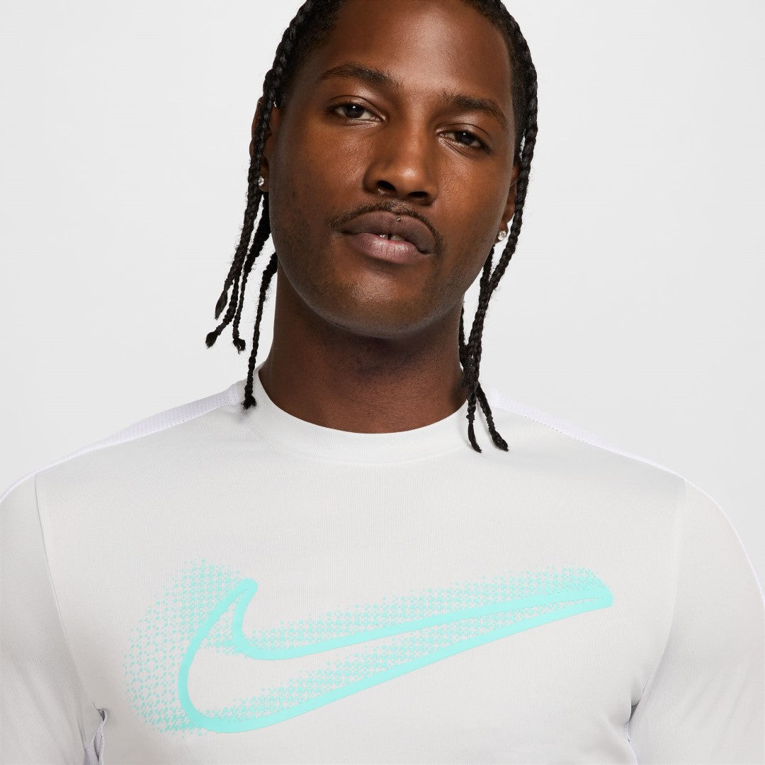 Academy Dri-FIT Short-Sleeve Football T-shirt