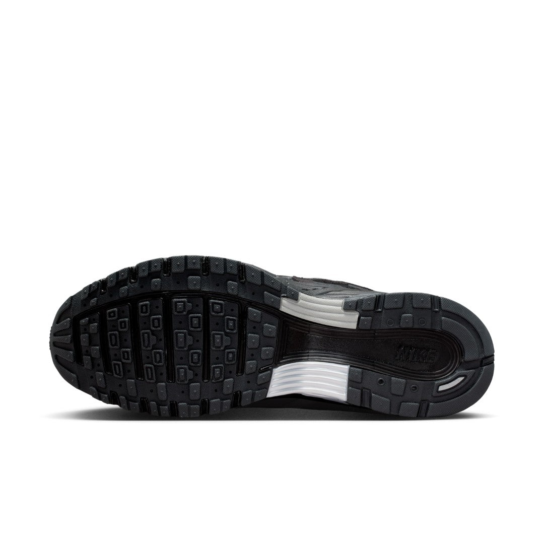 P-6000 SE Shoes