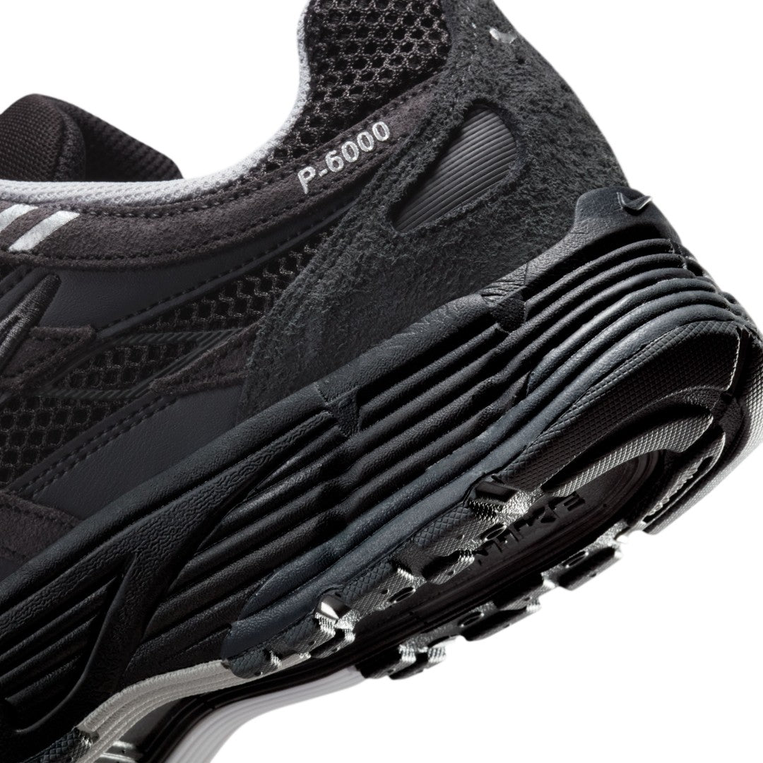 P-6000 SE Shoes