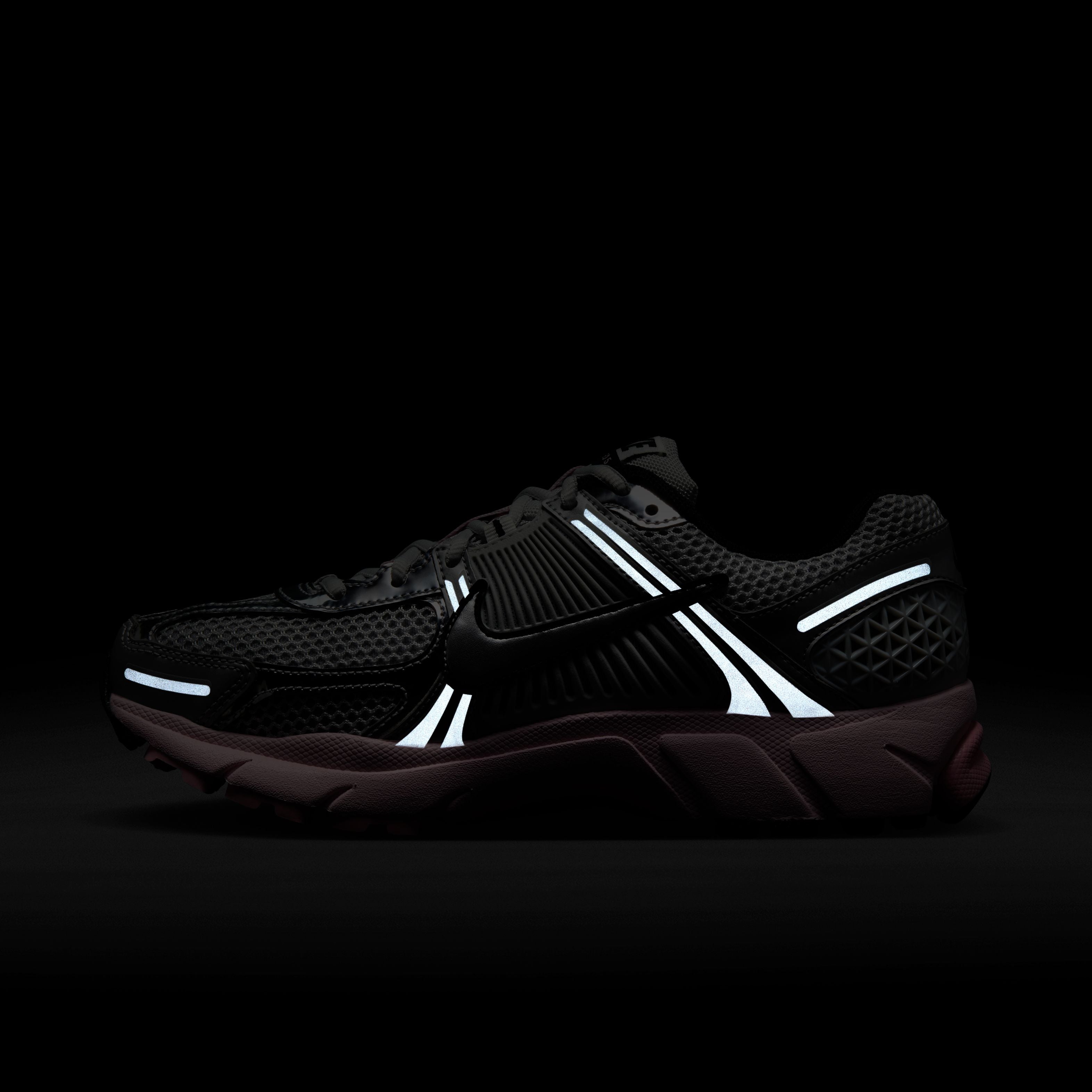 Zoom Vomero 5 Shoes