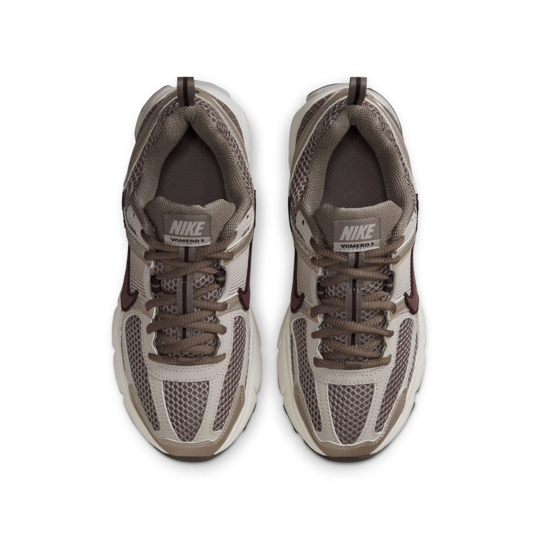 Vomero 5 Shoes