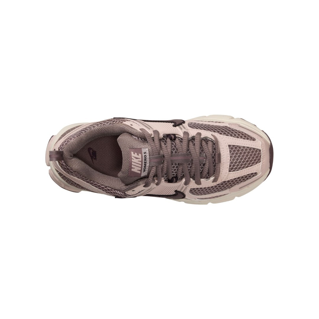 Vomero 5 Shoes