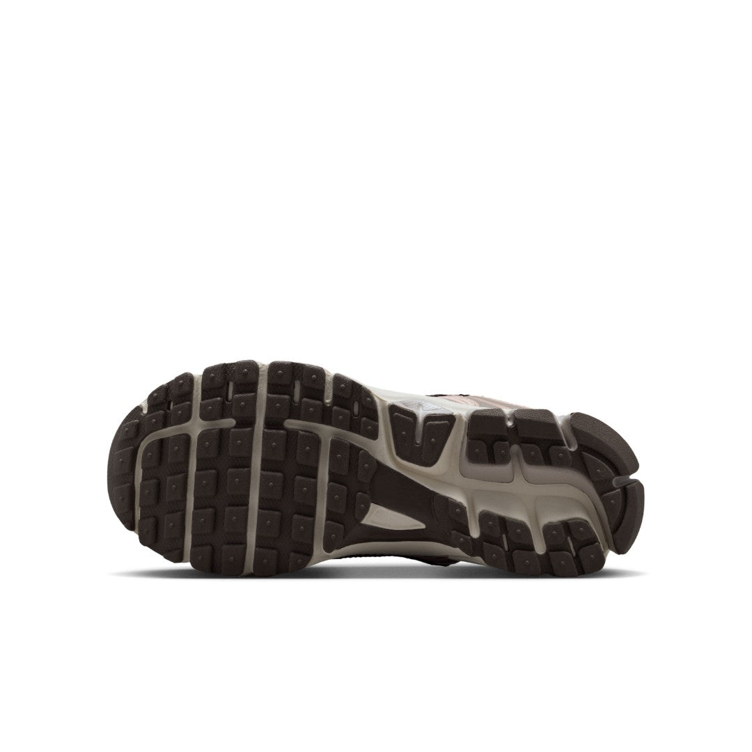 Vomero 5 Shoes