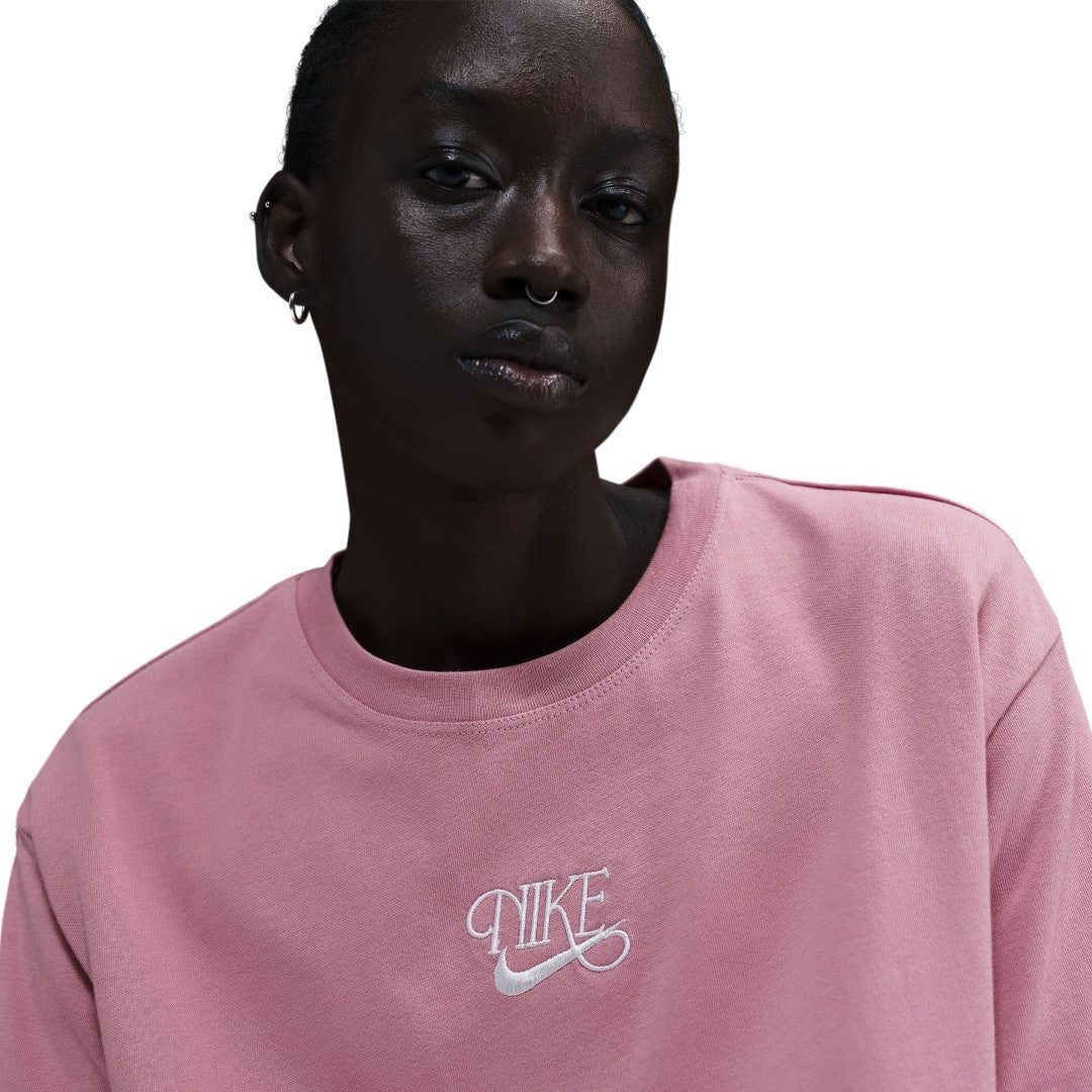 Short-Sleeved Cropped T-shirt