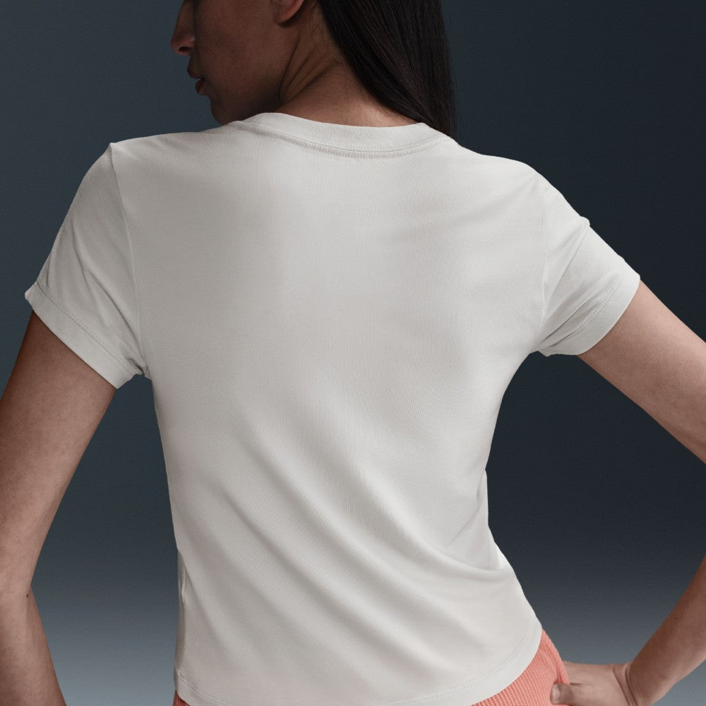 Sportswear Chill Knit Slim Graphic T-Shirt