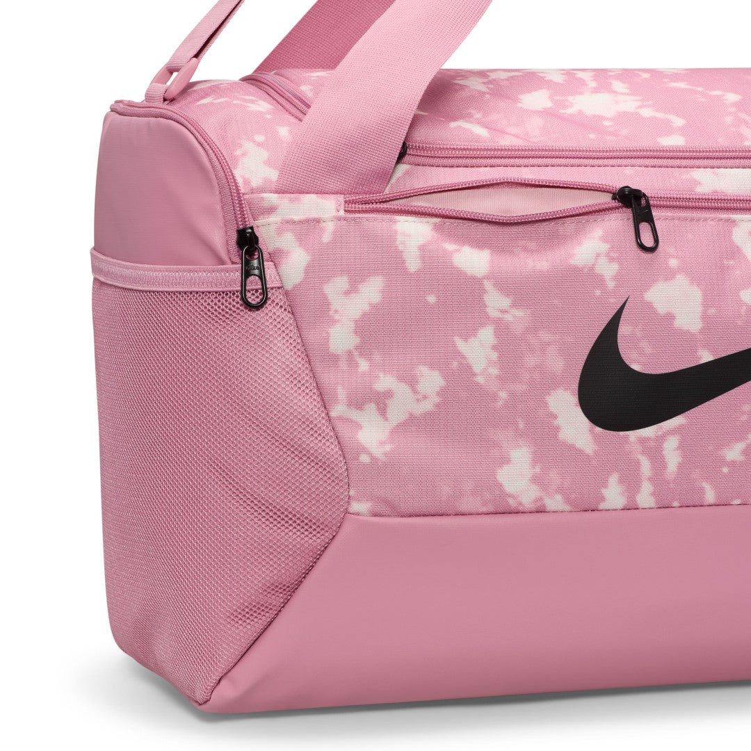 light pink nike duffel bag