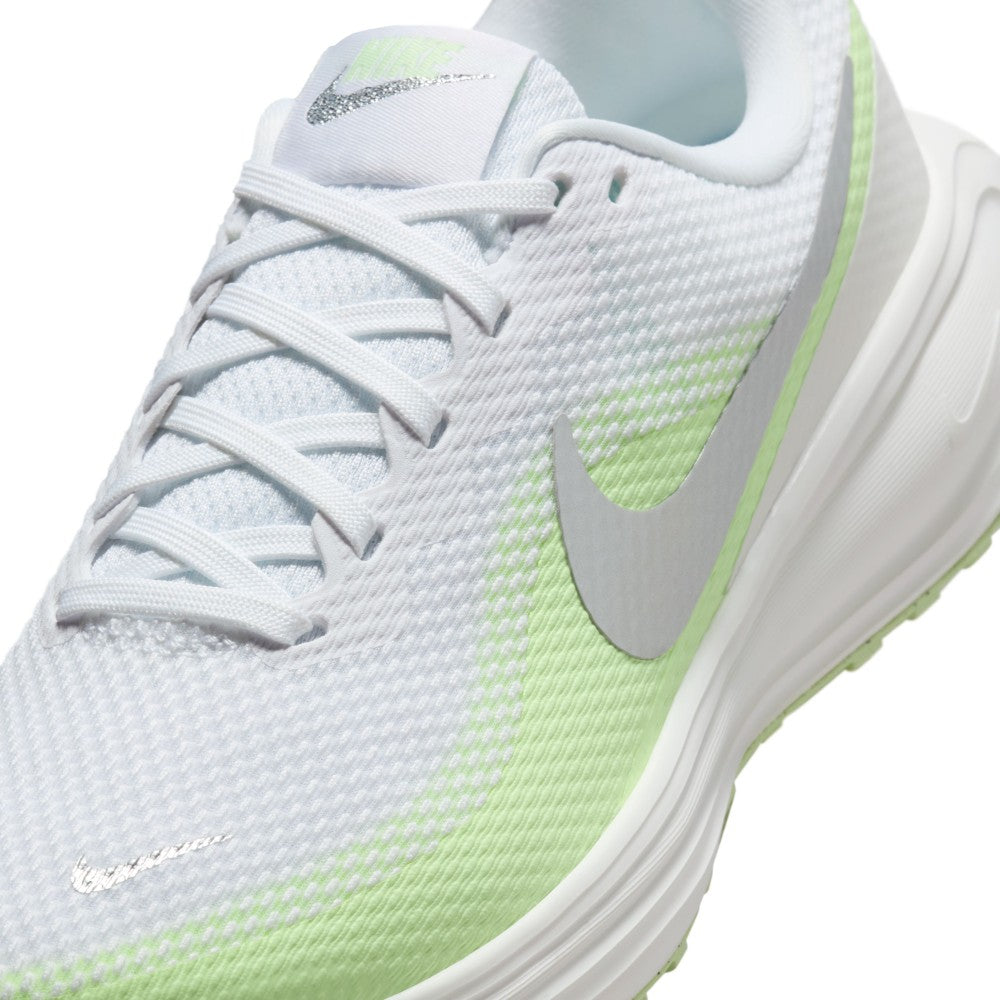 Revolution 8 Road Running Shoes
