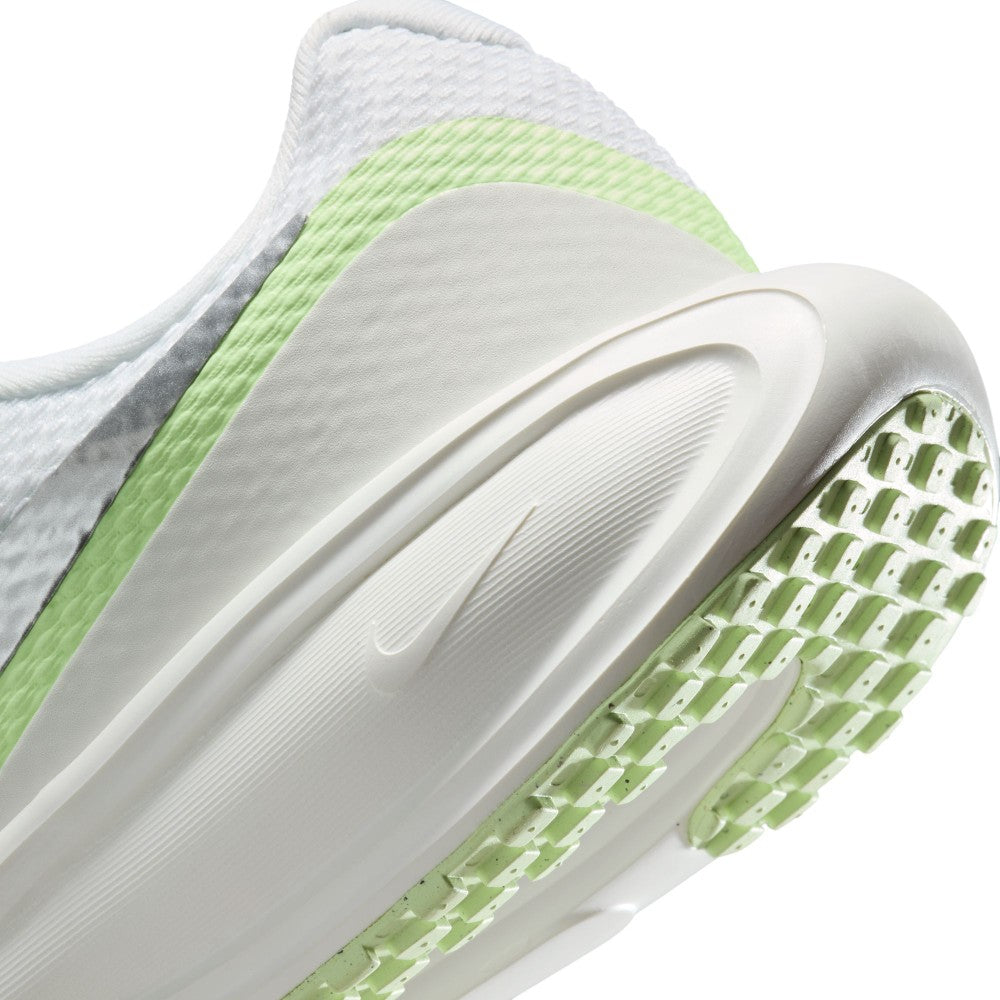 Revolution 8 Road Running Shoes