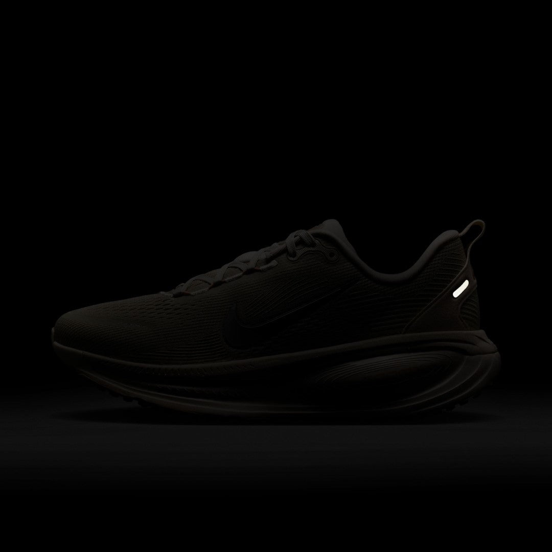 Vomero 18 Road Running Shoes