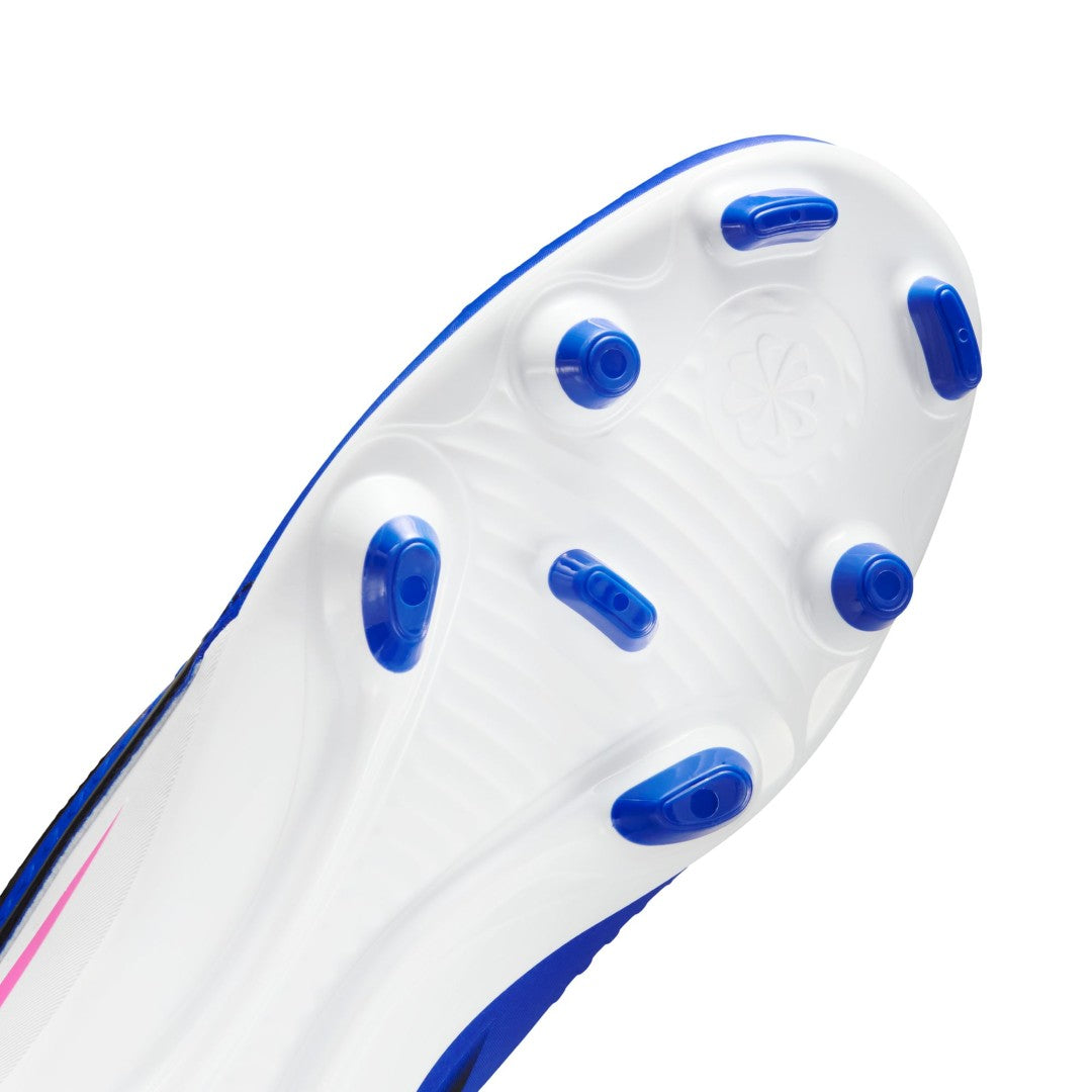 Phantom 6 Low Club Multi-Ground Shoes