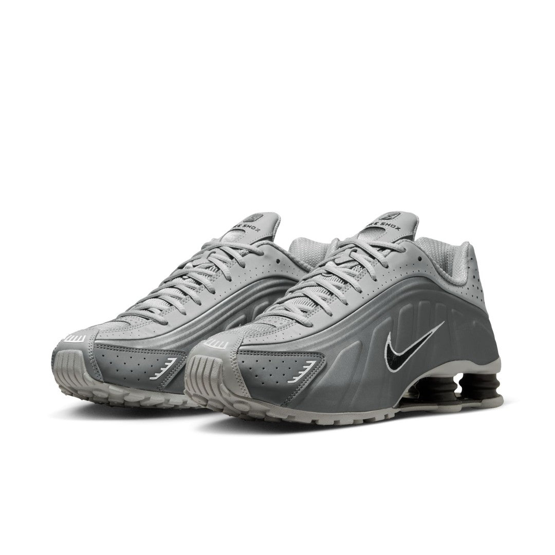 Shox R4 Shoes