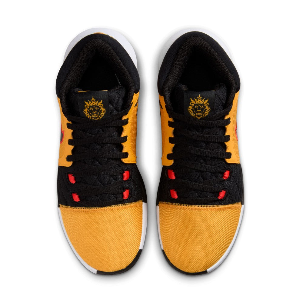 LeBron Witness VIII Basketball Shoes
