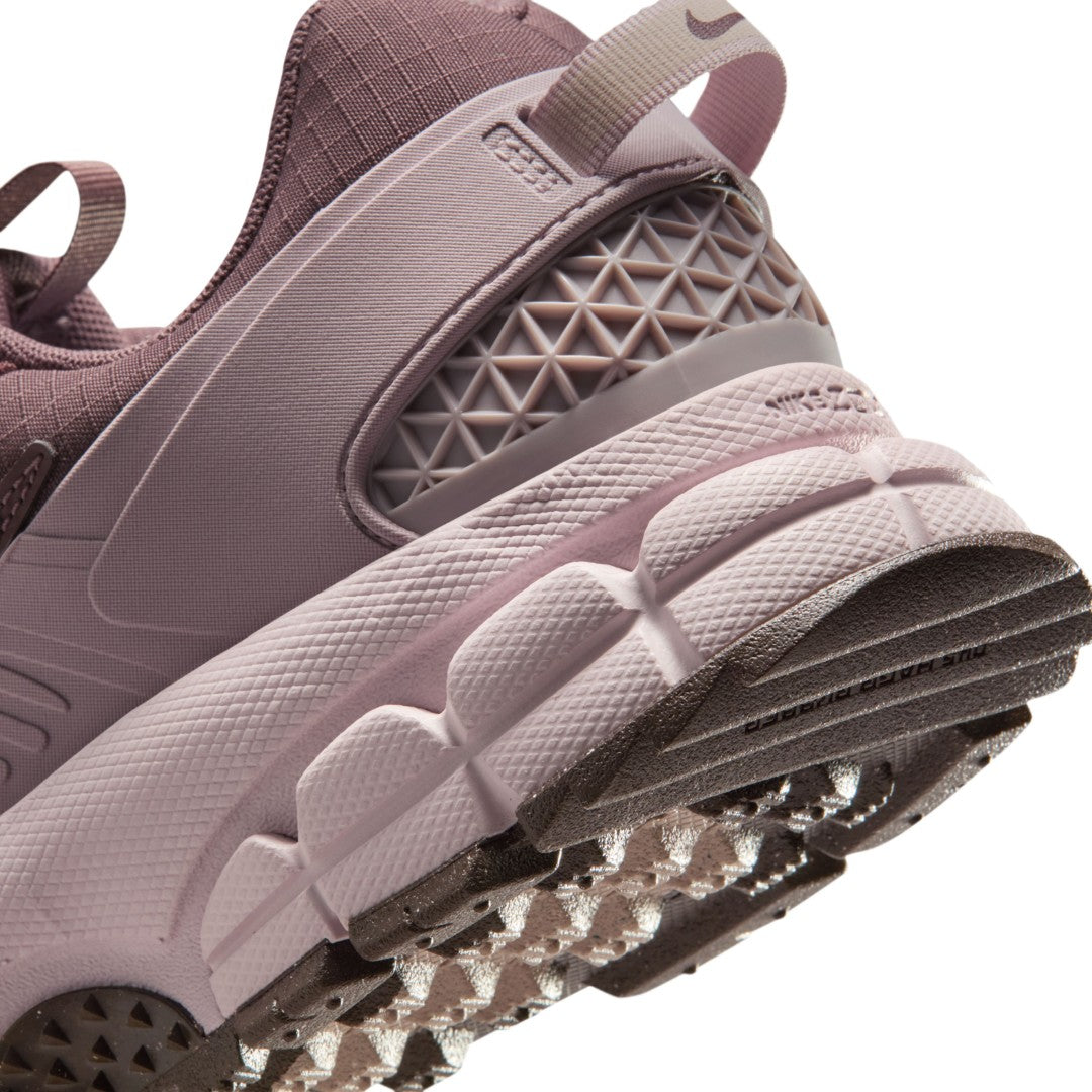 Zoom Vomero Roam Shoes