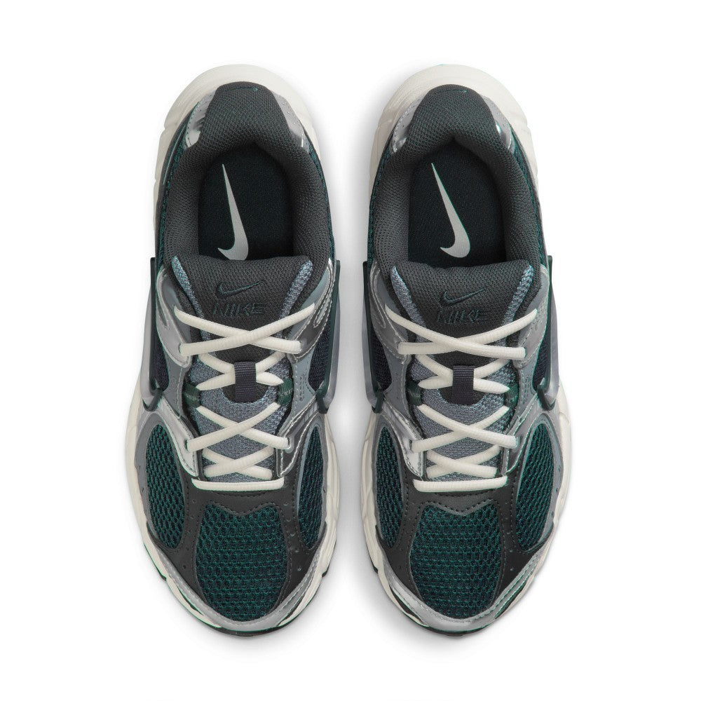 V5 RNR shoes with Reflective Accents