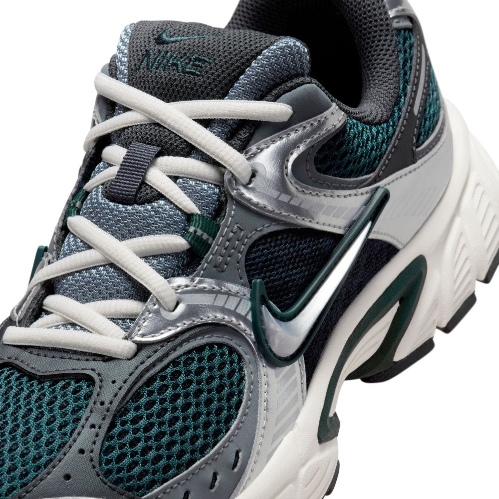 V5 RNR shoes with Reflective Accents