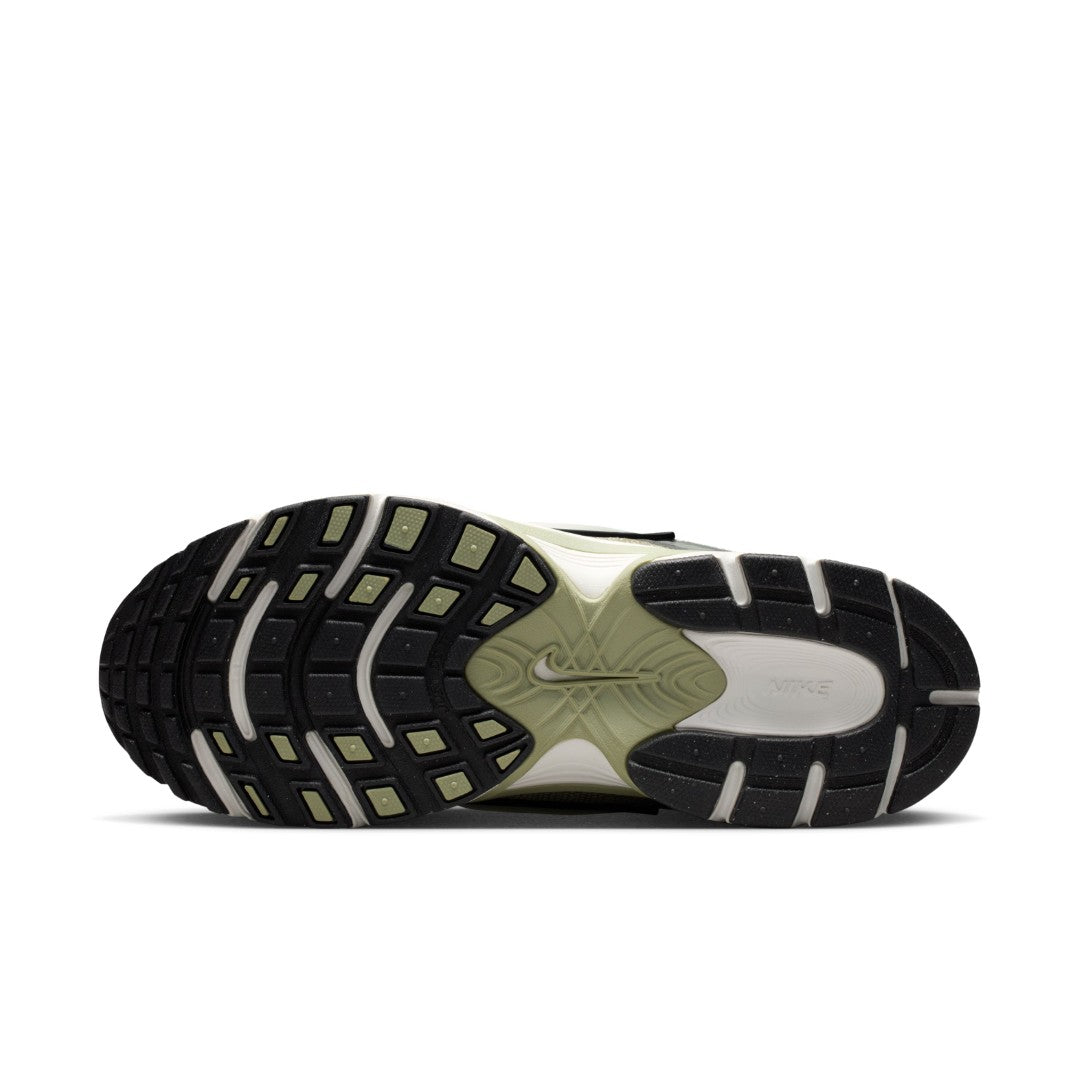 حذاء V5 RNR