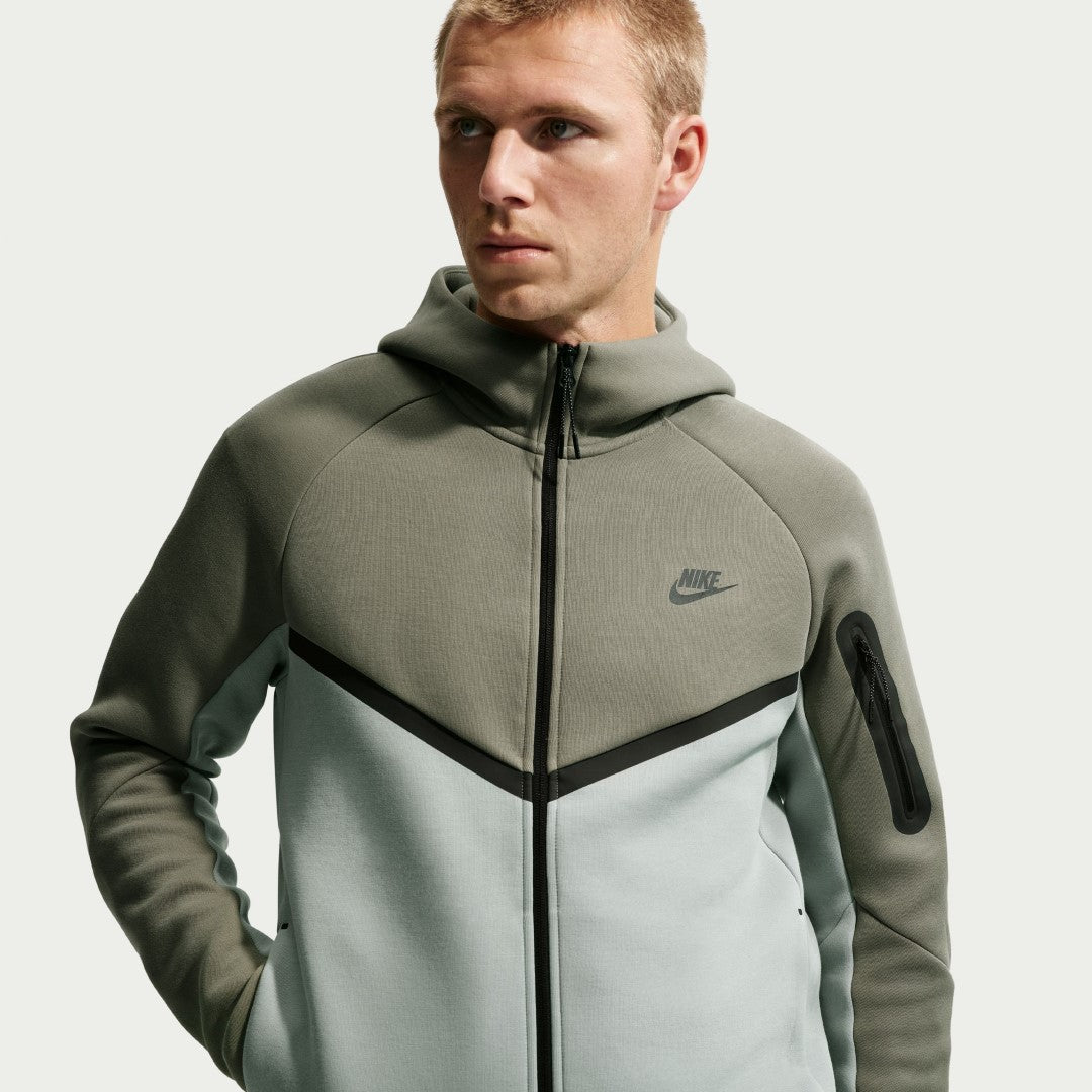 Tech Fleece Windrunner Full-Zip Hoodie